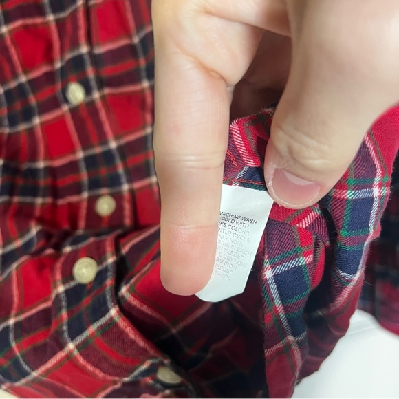 Vineyard Vines Women's Plaid Tartan Button Down Shirt Red Blue White Size 2 - Picture 8 of 9